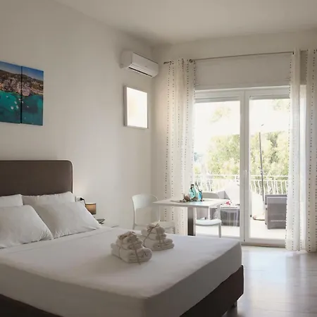 The Village Guest house Nardo